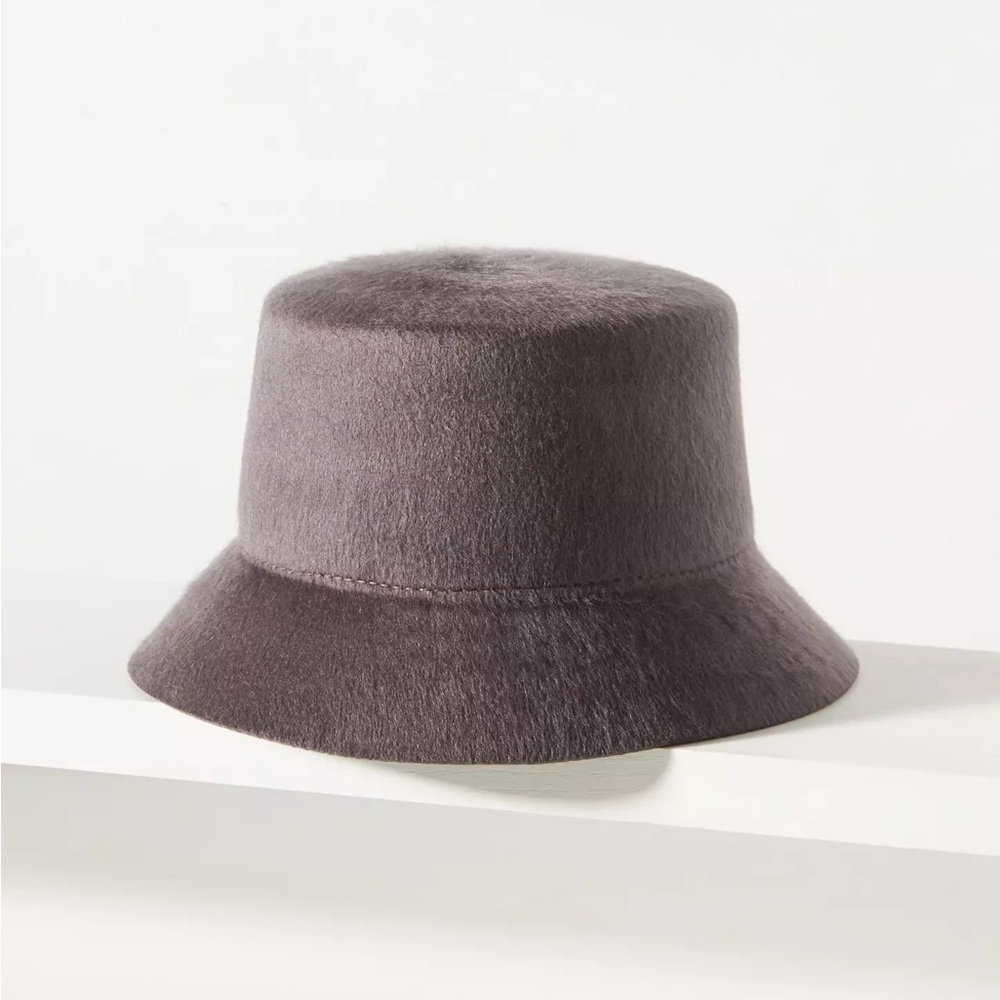 Wyeth Felt Bucket Hat in Grey